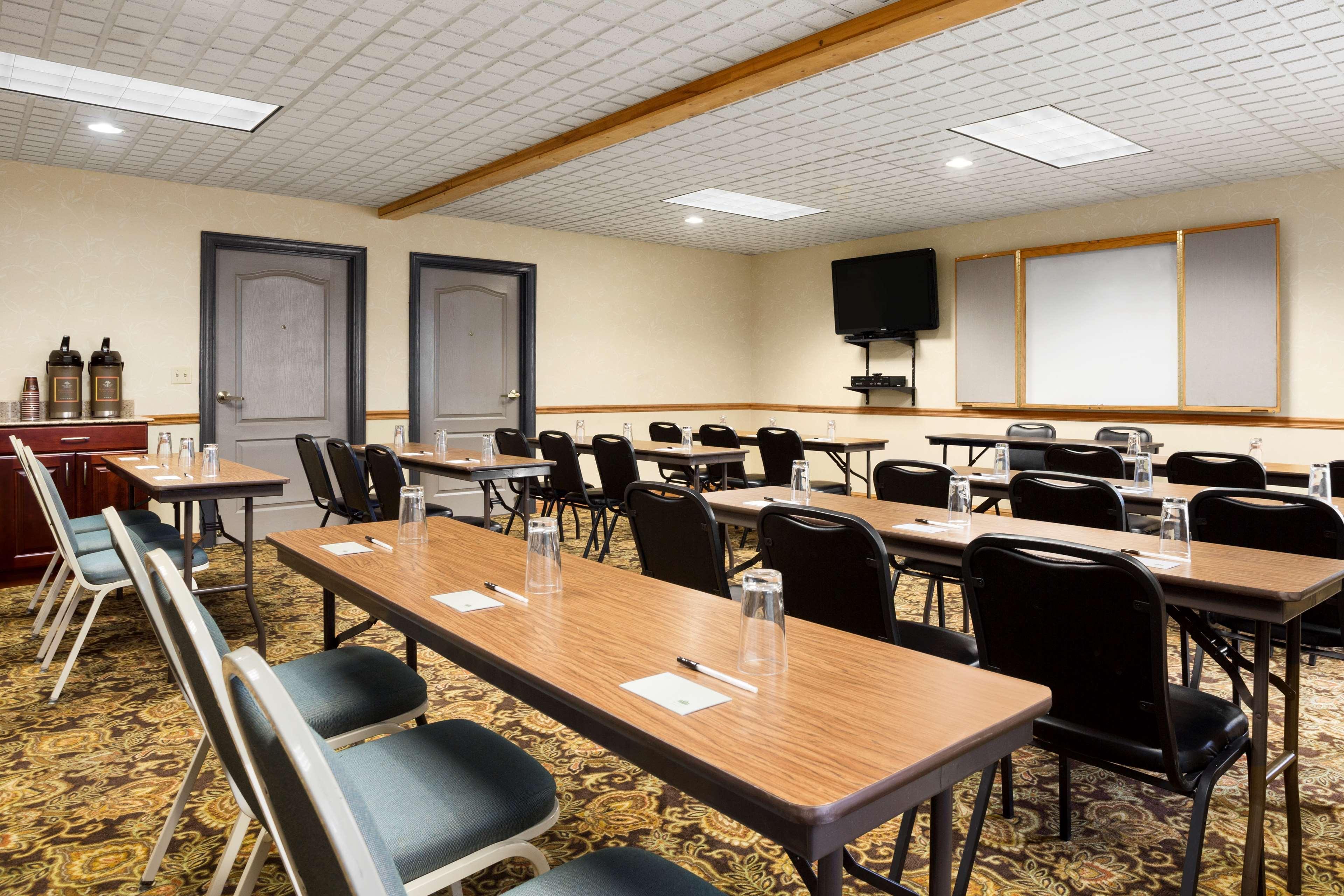Country Inn & Suites By Radisson, Columbus West, Oh Экстерьер фото
