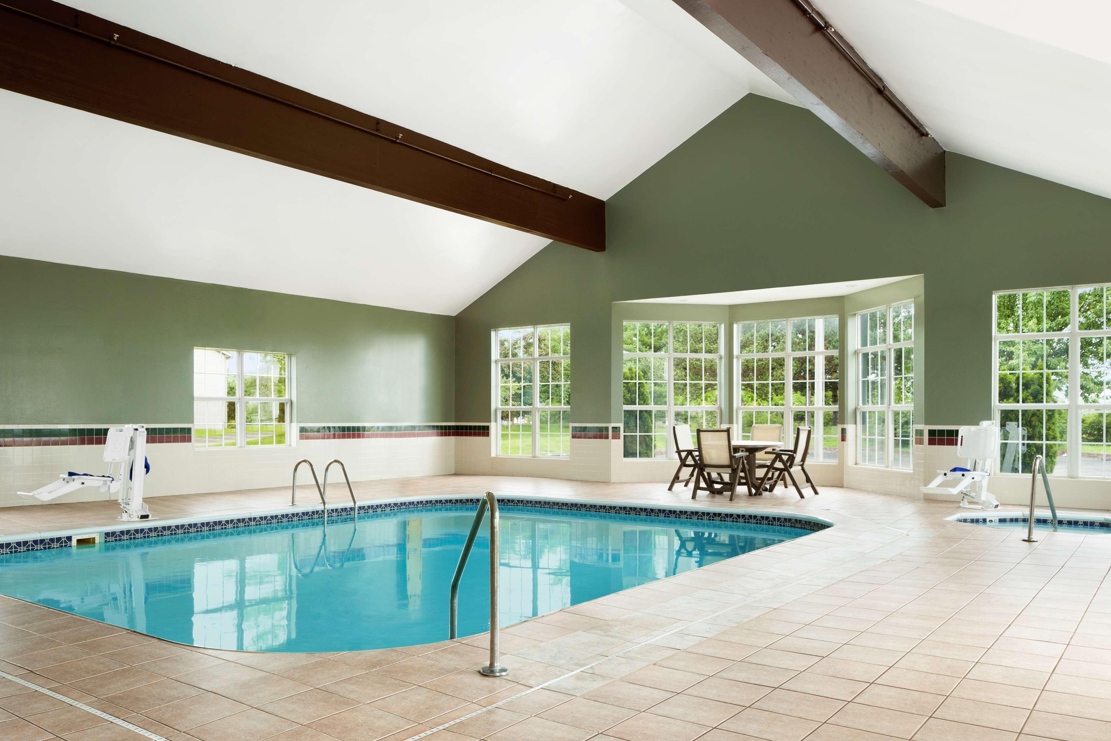 Country Inn & Suites By Radisson, Columbus West, Oh Экстерьер фото